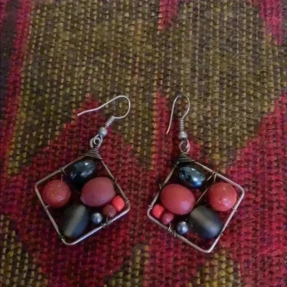 Women’s earrings